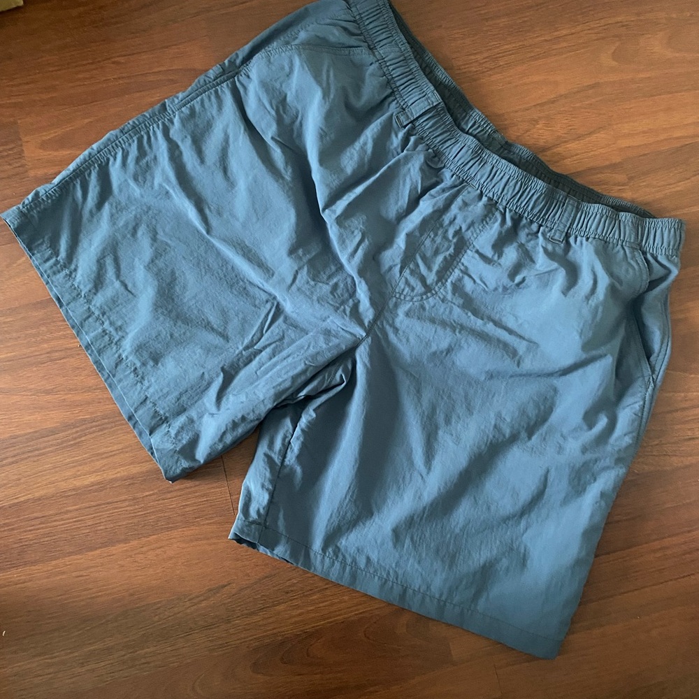 Columbia Men's Gray-blue Elastic Waist Shorts L